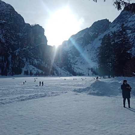 Relax Al Lago Di Braies Braies  Bagian luar foto