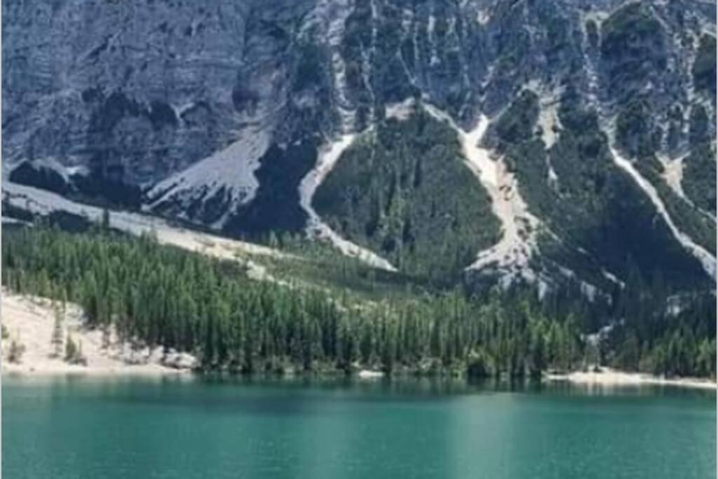 Relax Al Lago Di Braies Braies  Bagian luar foto